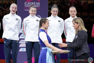 podium ph simone ferraro sfa02544 copia